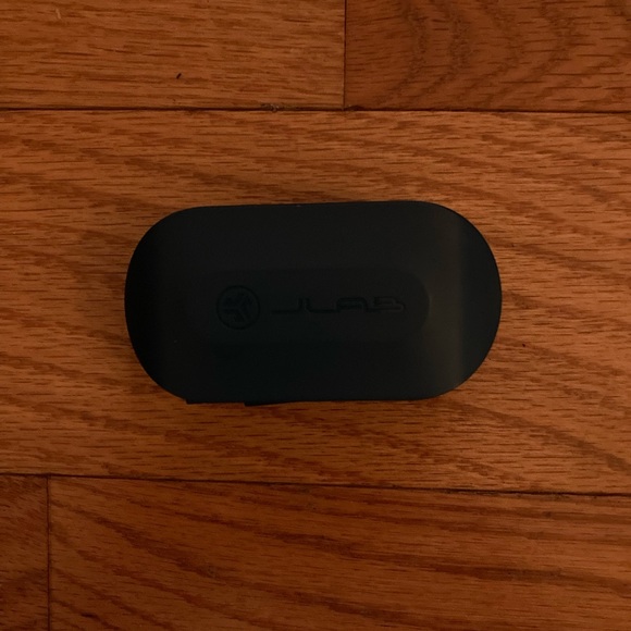 Jlab Bluetooth Wireless Headphone Charging Case - Picture 5 of 5